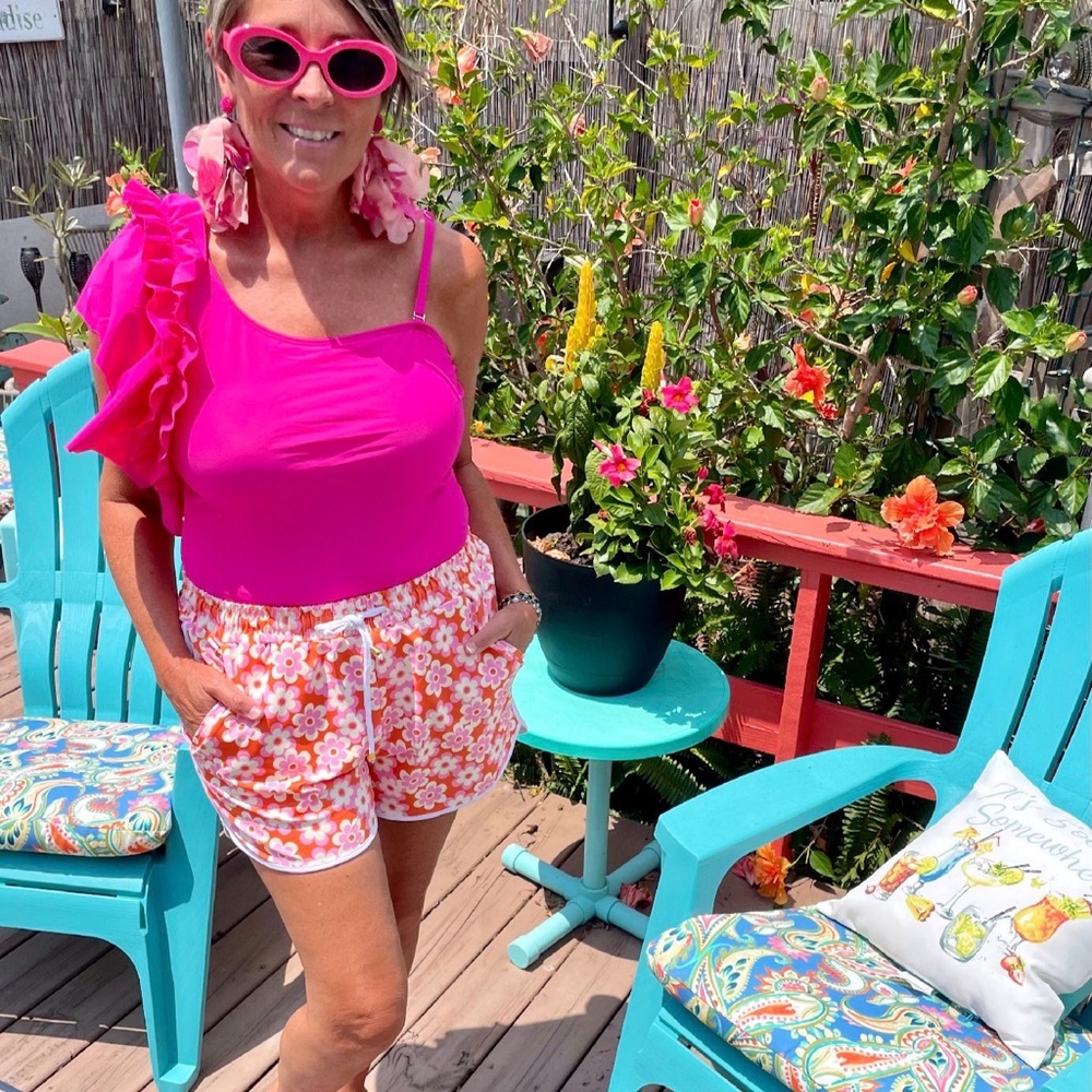 NWT Vibrant Pink Ruffle One-Shoulder One Piece Women's Swimsuit